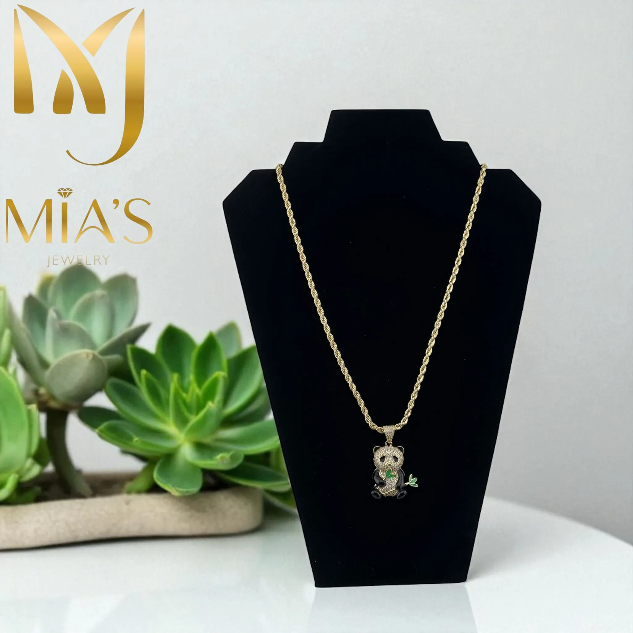 18k Gold Chain with Diamond-Cut Panda Pendant