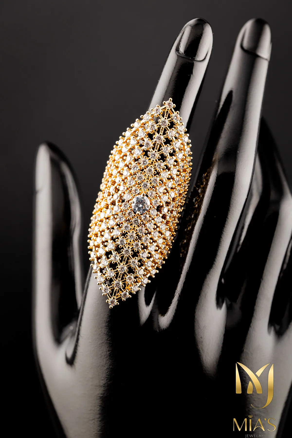 Golden Empress Filigree Ring - Image 2